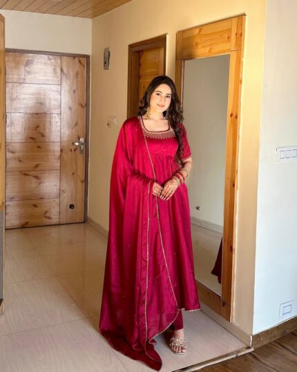 Look Royal. Feel Elegant."only 1399/-