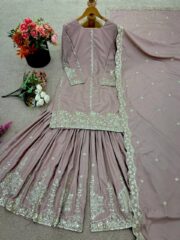 Grace in Every Thread – Shine in Crepe Silk Elegance! - Image 4