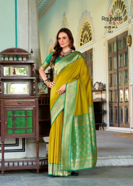 🪷 Rajpath Chandan Soft Silk Saree 🪷