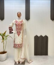 "Style That Shimmers – Roman Silk with a Royal Touch - Image 2