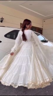 Step into Royal Grace – Elegant White Gown for Every Size & Every Celebration - Image 3