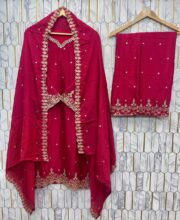 Elegance in Every Thread – Crafted for Royal Charm - Image 7