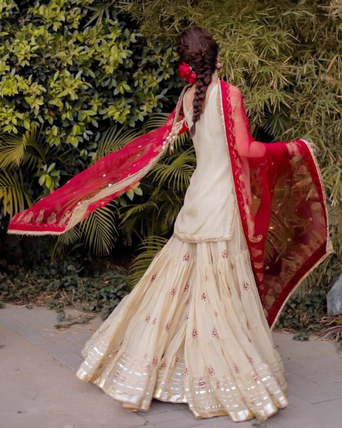 ✨ Graceful Layers of Elegance – Redefine Your Ethnic Look ✨ - Image 3