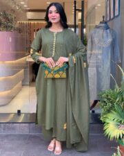 "Chanderi Charm – Subtle Shine, Royal Design ✨" - Image 3