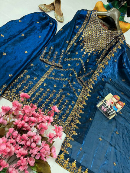 "Glitter in Grace – Fendy Silk Elegance ✨"